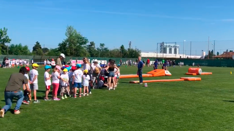 Educazione allo sport, centinaia di bambini a Martorano per il saggio finale di Panathlongiochiamo VIDEO GALLERY