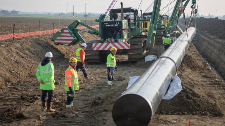 Ravenna, per lo stoccaggio di CO2 sarà costruito un gasdotto di 94 chilometri