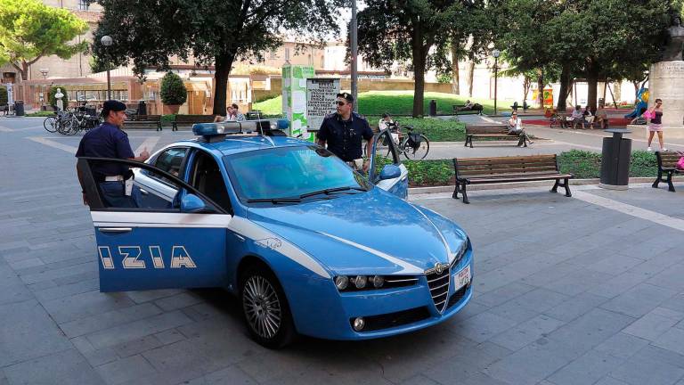 Rimini. Fermato per un controllo esibisce un documento falso, arrestato