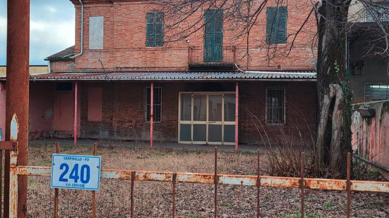 L’ex casa del Popolo a Carpinello non sarà demolita