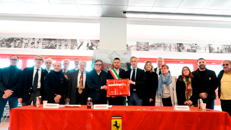 Autodromo, la Scuderia Ferrari Club di Imola festeggia un anno e 150 soci