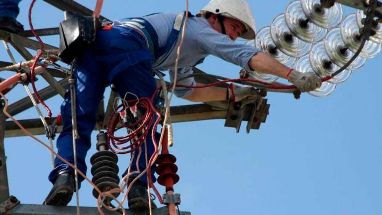 Cesenatico, 1.500 utenze rimaste senza energia elettrica per diverse ore da Zadina a Ponente