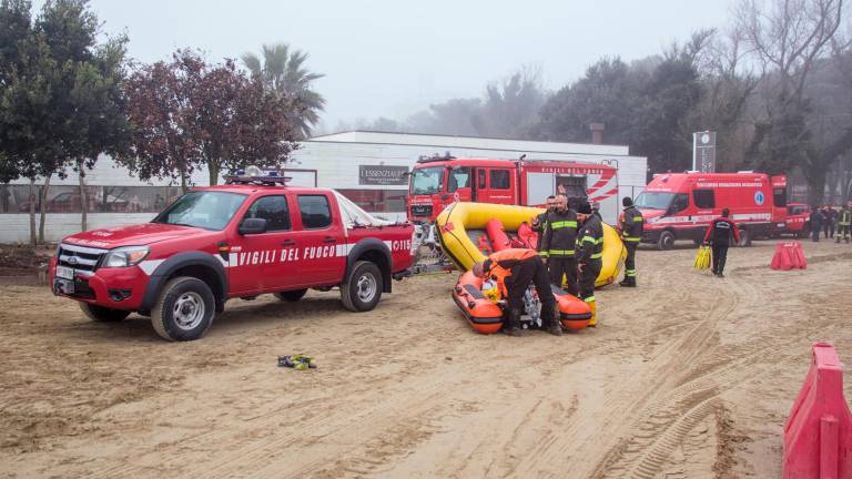 Sub disperso per ore salvato a Lido di Classe - Gallery