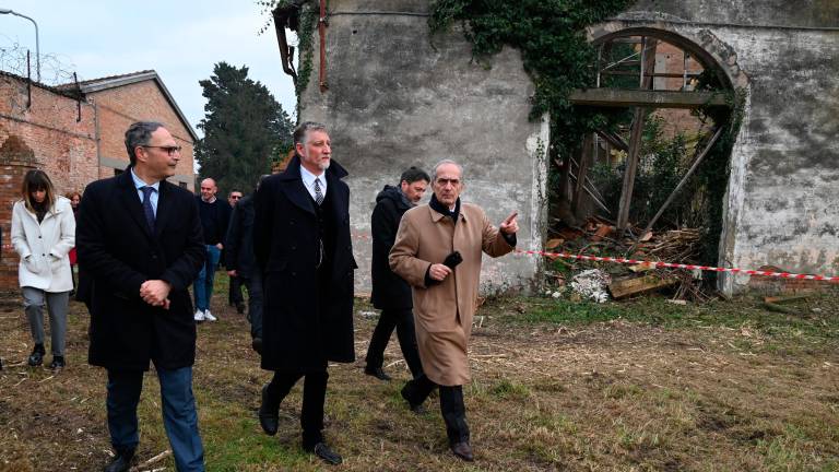 Forlì, il ministro Giuli in visita all’ex monastero della ripa e al teatro “Fabbri” FOTOGALLERY E VIDEO