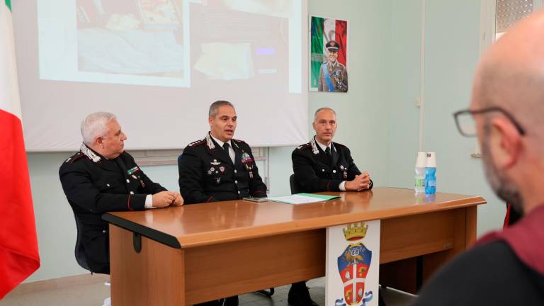 Cesenatico, sgominata banda di spacciatori albanesi: ai domiciliari una donna in gravidanza