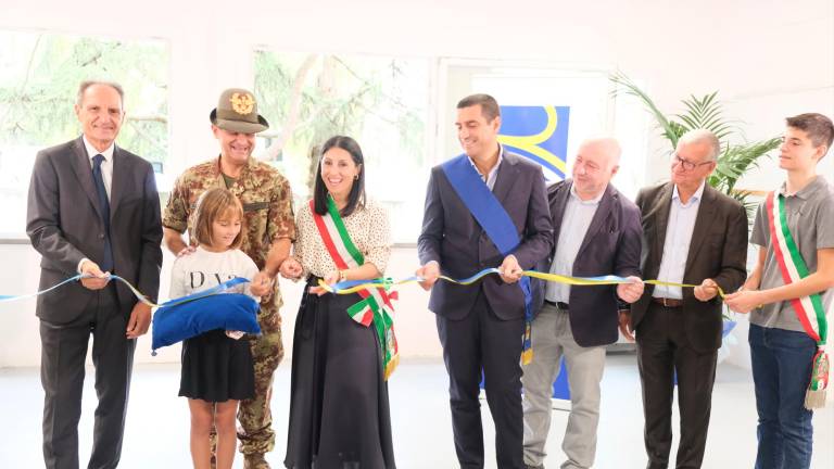 L’inaugurazione della scuola a Solarolo con il generale Francesco Paolo Figliuolo