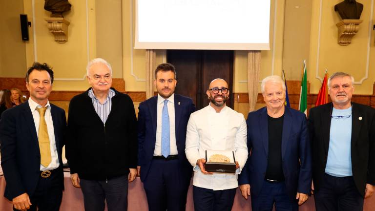 Imola, Iginio Massari e Gino Fabbri all’apertura dell’ex Bacchilega restaurato da Sebastiano Caridi