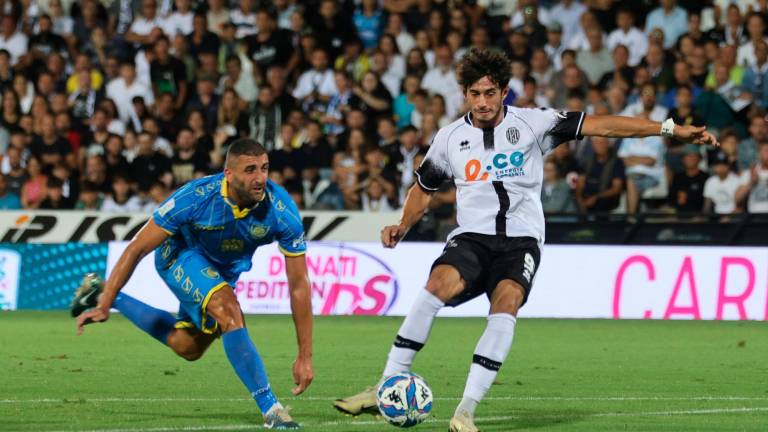 Il gol del momentaneo 1-0 di Cristian Shpendi (foto Gianmaria Zanotti)