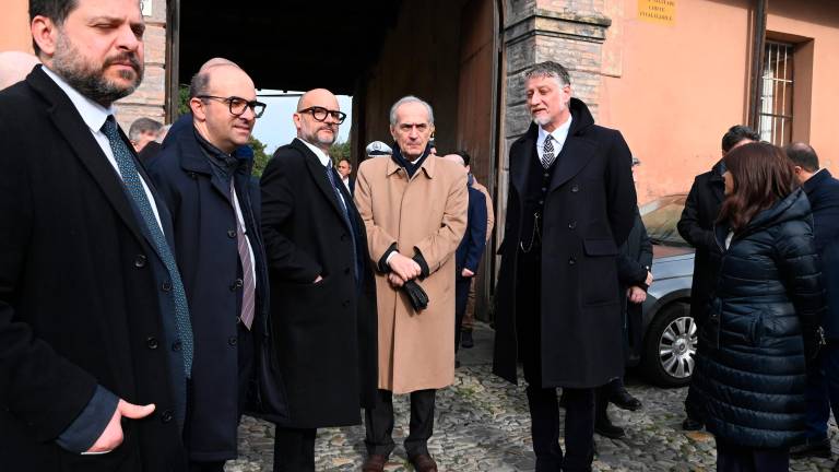 Forlì, il ministro Giuli in visita all’ex monastero della ripa e al teatro “Fabbri” FOTOGALLERY E VIDEO