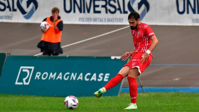 Luca Sbardella imposta l’azione dalla difesa (foto Fabio Blaco)