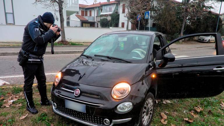 Ravenna, incidente: travolta da un’auto mentre va in bici a scuola, la ragazzina di 12 anni non è in pericolo di vita - Gallery