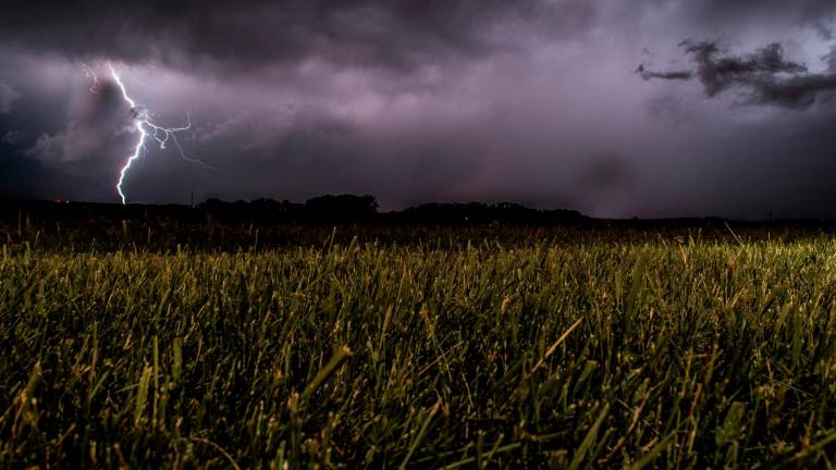 Meteo Romagna, temporali in arrivo: domenica allerta gialla