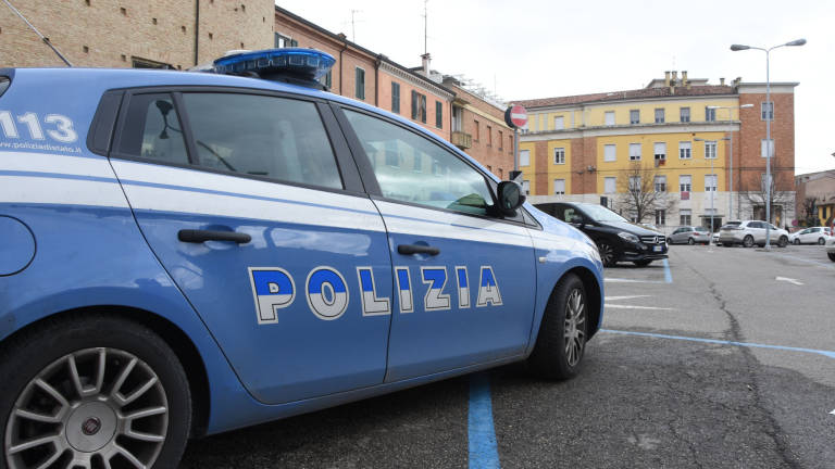 Forlì, sequestra l'ex fidanzata: arrestato 25enne