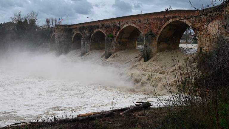 Maltempo in Romagna, la piena del fiume Bidente a Meldola VIDEO GALLERY