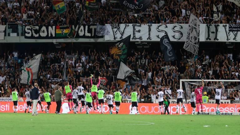 La curva Mare è andata esaurita in abbonamento (foto Gianmaria Zanotti)