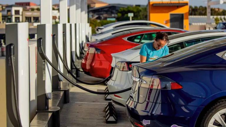 Auto elettrica, cosa frena lo sviluppo e quali sono le prospettive