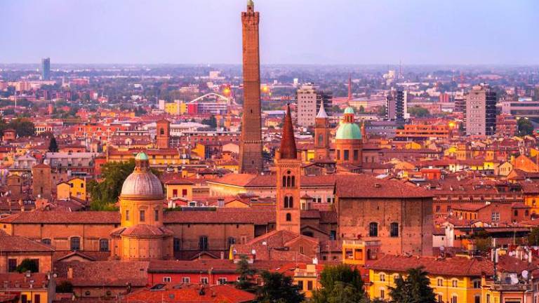 Fotografo a Bologna: Catturare emozioni nella città rossa