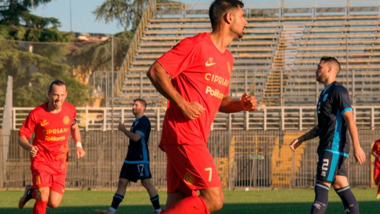 L’attaccante giallorosso Luca di Renzo (foto MASSIMO FIORENTINI)