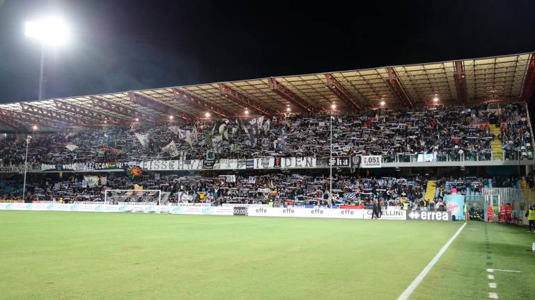 La Curva Mare prima di Cesena-Modena (foto Gianmaria Zanotti)