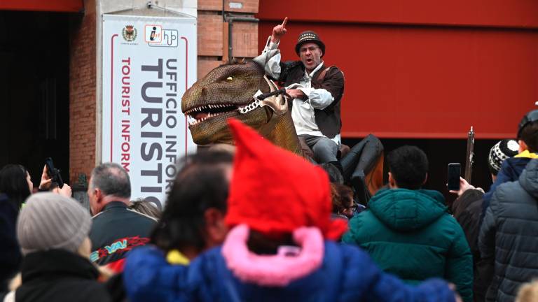 Forlì. Piazza Saffi gremita per il “Carnevale dei sogni” FOTOGALLERY