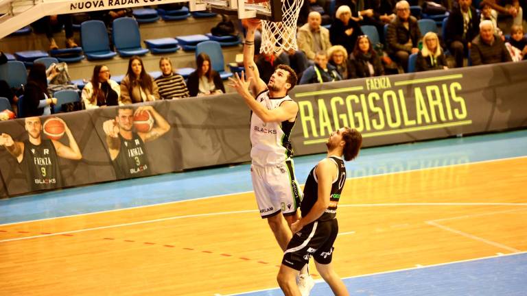 Basket B, Garelli: “Blacks, primo quarto inaccettabile”