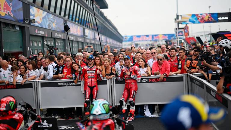 MotoGp, la dedica di Marquez dopo la vittoria di Misano: “Per il team e la famiglia Gresini” - Gallery