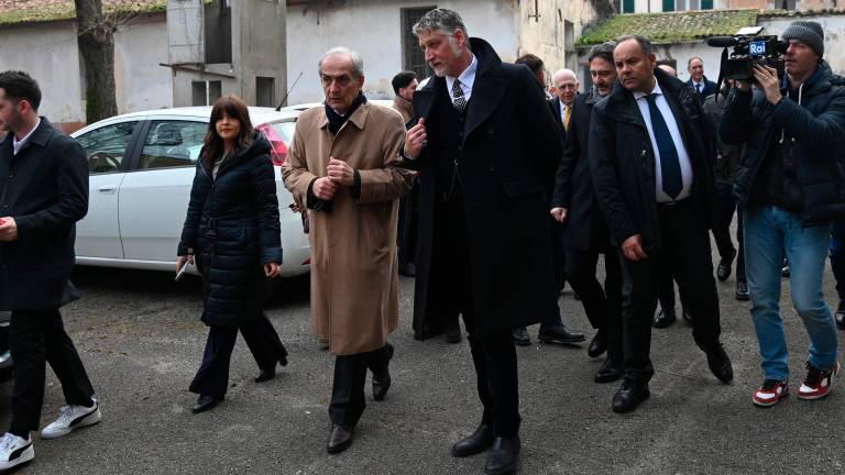 Forlì, il ministro Giuli in visita all’ex monastero della ripa e al teatro “Fabbri” FOTOGALLERY E VIDEO