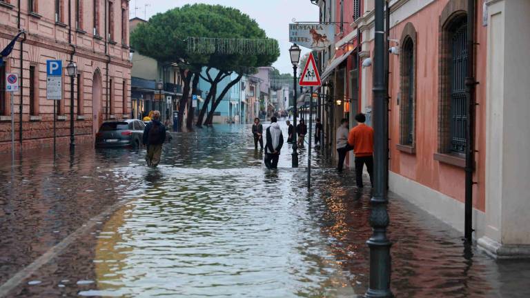 Gli allagamenti a Cesenatico (foto Gianmaria Zanotti)