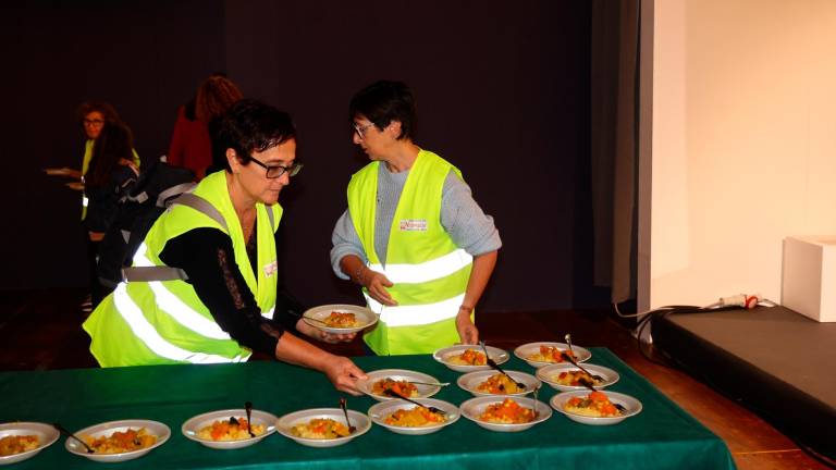 Imola, al Baccanale nasce il dolce “U s’ megna tot!” di Matteo Coralli e Gino Fabbri contro lo spreco alimentare