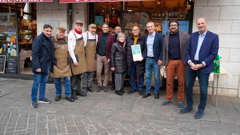 Rimini, 53 anni di amore per il lavoro: “Ai Sapori Felici” diventa Bottega Storica - Gallery