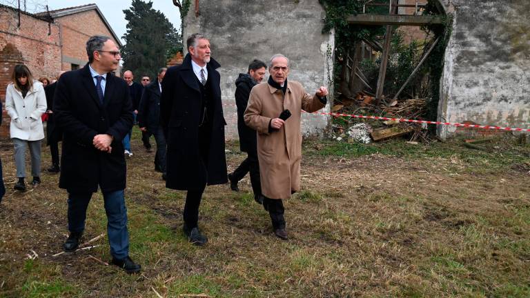 Forlì, il ministro Giuli in visita all’ex monastero della ripa e al teatro “Fabbri” FOTOGALLERY E VIDEO