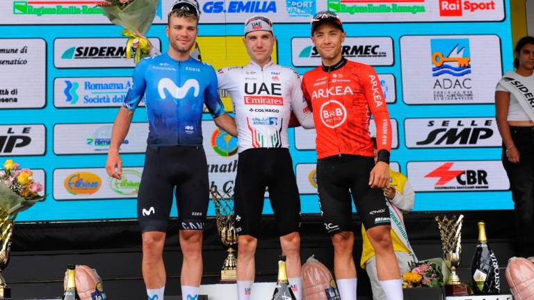 Ciclismo, Hirschi trionfa al Memorial Pantani, che beffa per Baroncini - Gallery