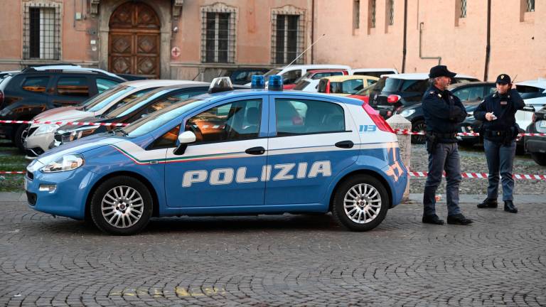 Forlì, anziano armato di pistola: interviene la Polizia