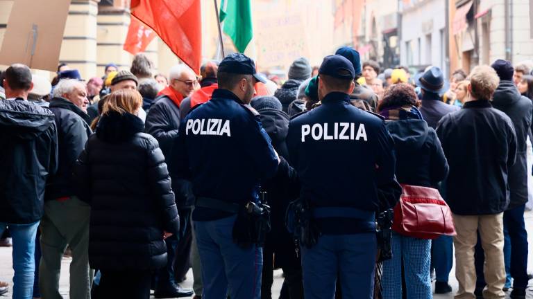 Imola, almeno 500 persone alla manifestazione contro il Ddl sicurezza del governo VIDEOGALLERY