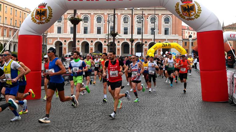 La StraForlì colora le strade dal centro alla periferia VIDEO E FOTOGALLERY