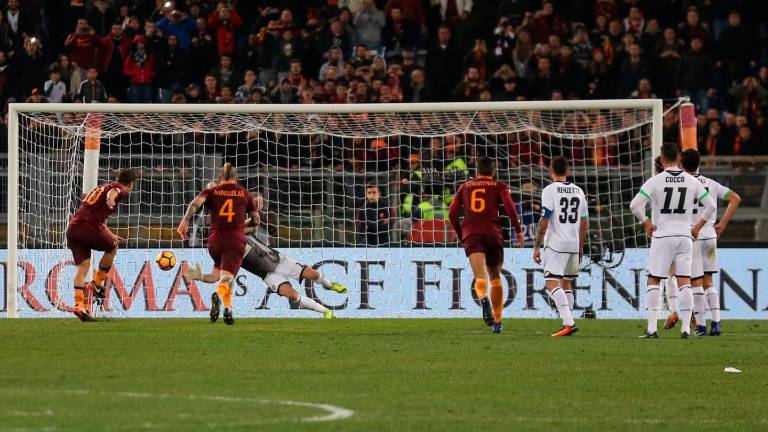 Il rigore realizzato da Francesco Totti contro Federico Agliardi all’Olimpico nel 2017