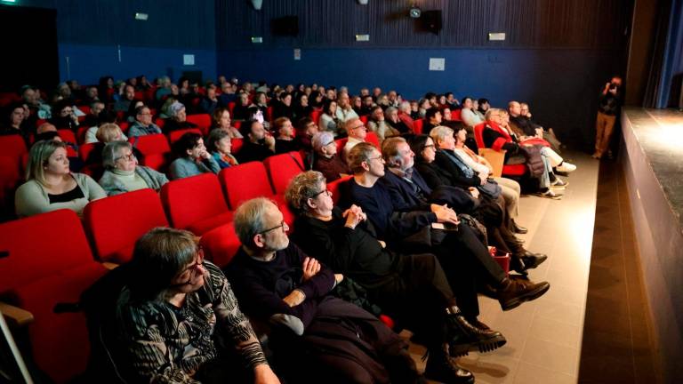 Il pubblico attento ed emozionato