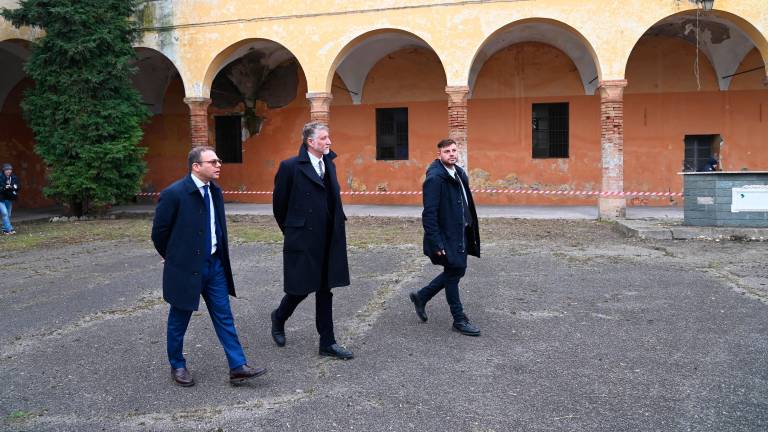 Forlì, il ministro Giuli in visita all’ex monastero della ripa e al teatro “Fabbri” FOTOGALLERY E VIDEO