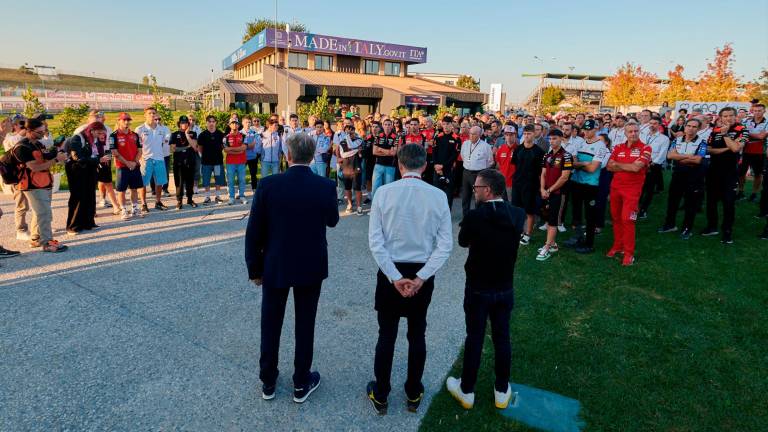 MotoGp, a Misano minuto di silenzio per ricordare Luca Salvadori - GALLERY