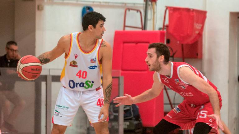 Gabriel Dron contro Michael Teghini nel match d’andata foto fiorentini