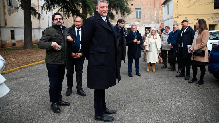 Forlì, il ministro Giuli in visita all’ex monastero della ripa e al teatro “Fabbri” FOTOGALLERY E VIDEO