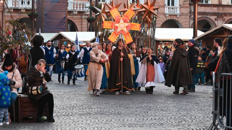 Forlì. Il presepe vivente dei bambini anima il centro storico FOTOGALLERY