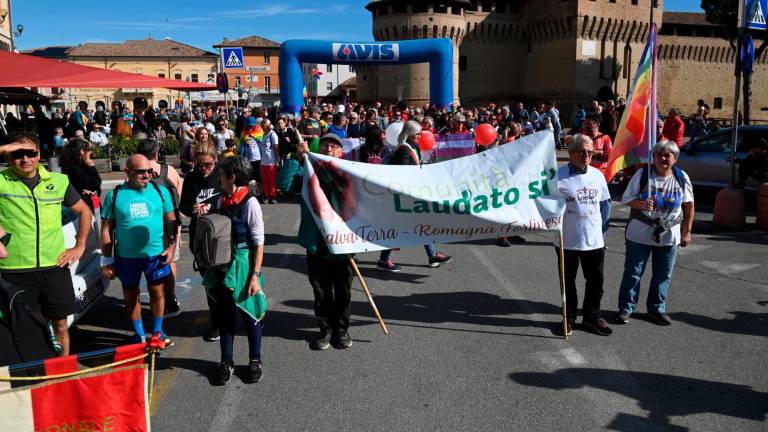 Marcia della Pace a Bertinoro, gli organizzatori: “Una bella giornata di impegno e consapevole allegria”