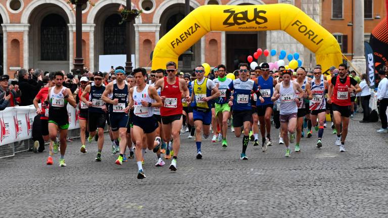 La StraForlì colora le strade dal centro alla periferia VIDEO E FOTOGALLERY