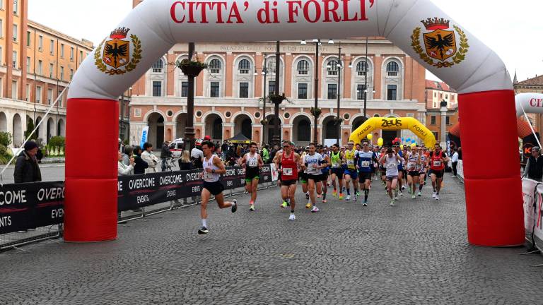 La StraForlì colora le strade dal centro alla periferia VIDEO E FOTOGALLERY