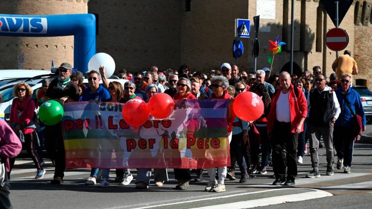 Marcia della Pace a Bertinoro, gli organizzatori: “Una bella giornata di impegno e consapevole allegria”