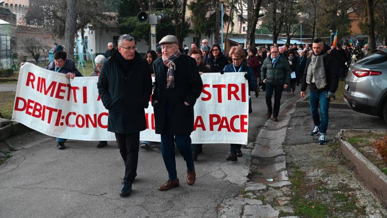 Forlì. Grande partecipazione alla marcia della pace dal carcere fino al Duomo FOTOGALLERY