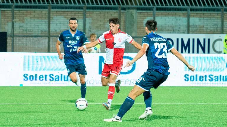 Lorenzo Malagrida in azione con la maglia biancorossa (foto TOMMASO MOROSETTI)