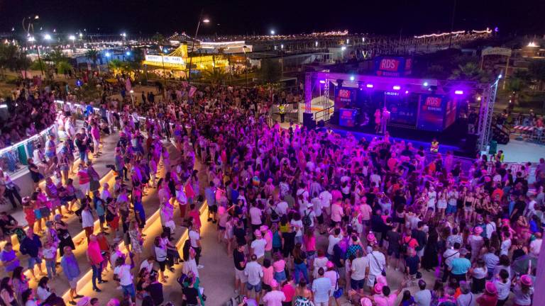 Notte Rosa, le immagini della festa da Rimini a Cesenatico FOTOGALLERY