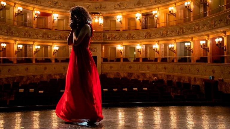 Imola, “Regala il teatro a Natale”: domenica 15 dicembre torna l’iniziativa dello Stignani